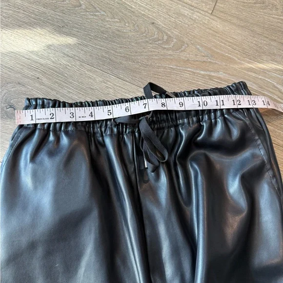 Laundry by Shelli Segal Faux Leather Black Joggers Pants - Picture 9 of 11